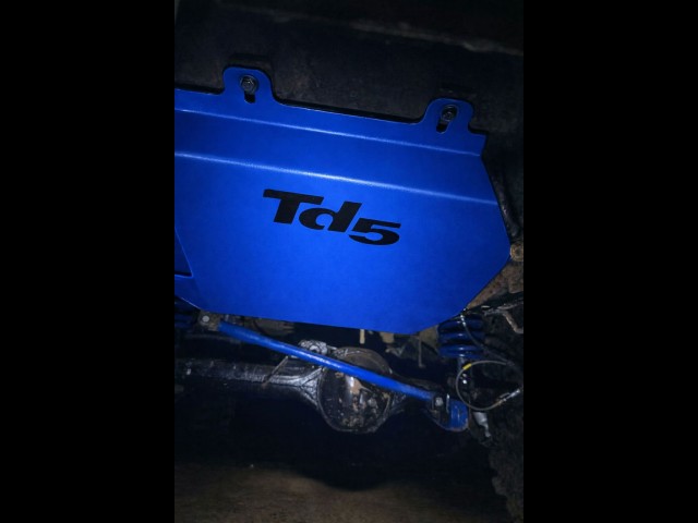 DISCOVERY 2 HD FUEL TANK GUARD